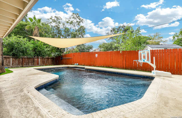 13319 Stairock photos photos