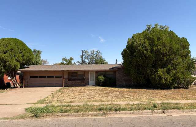 Spacious 3-Bedroom Home in a Convenient Lubbock Location photos photos Spacious 3-Bedroom Home in a Convenient Lubbock Location photos photos