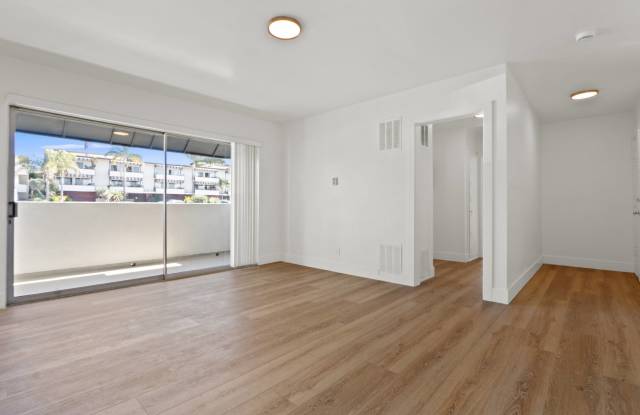 343 Palos Verdes Apartments photos photos