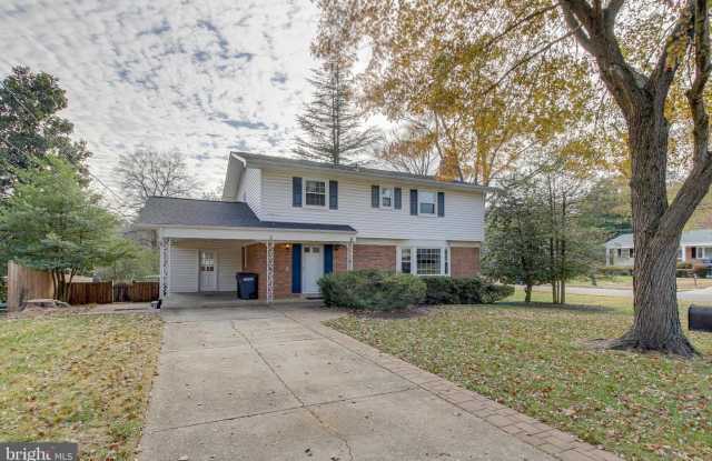 5025 COCKNEY CT Gallery 2