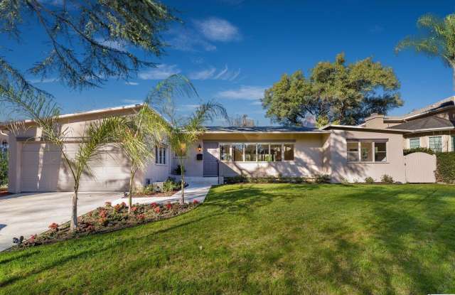 1727 Hiawatha Drive Gallery 2