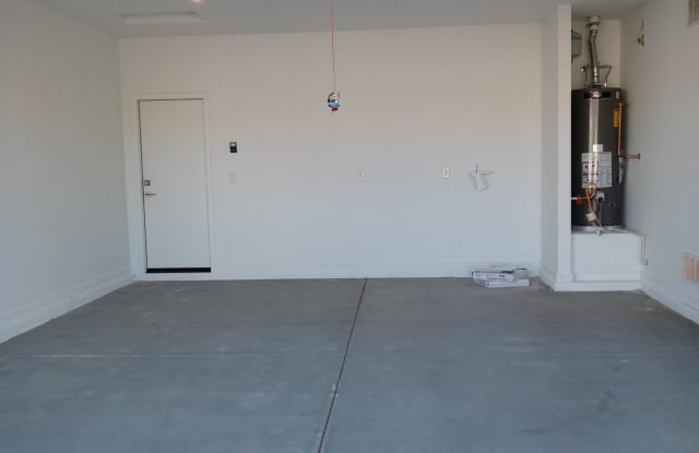 18351 W PUGET Avenue Gallery 4