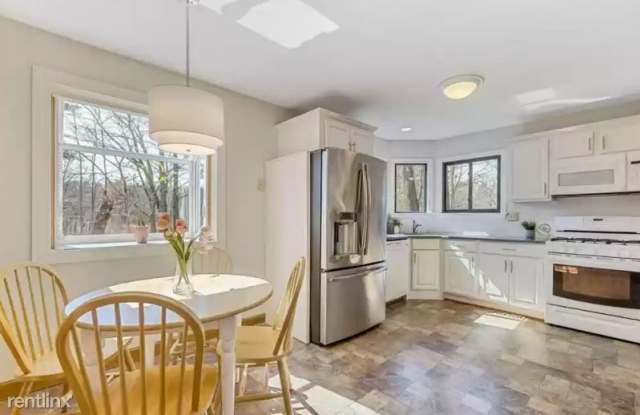 2510 Mill Pond Dr Gallery 4
