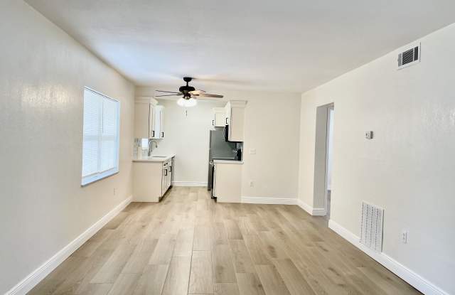 1863 Kings Hwy photos photos