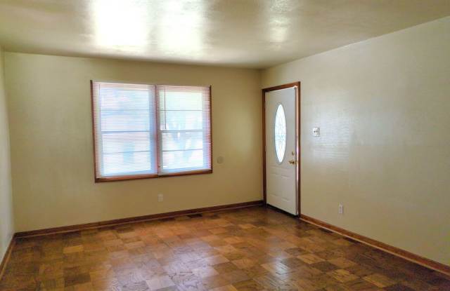 *Move-In Special* 507 Bridalwreath, Orange TX 77630 Gallery 2