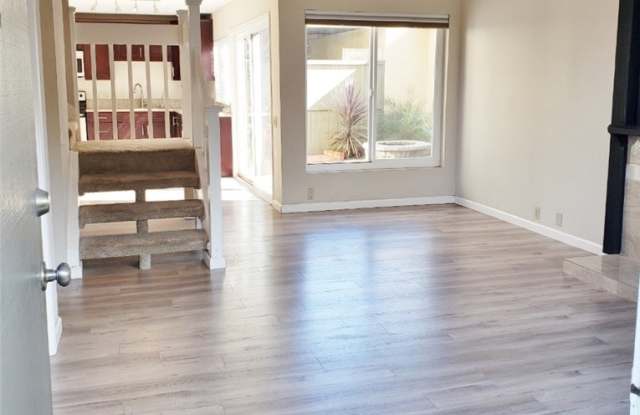 8879 Hillery Drive Gallery 3