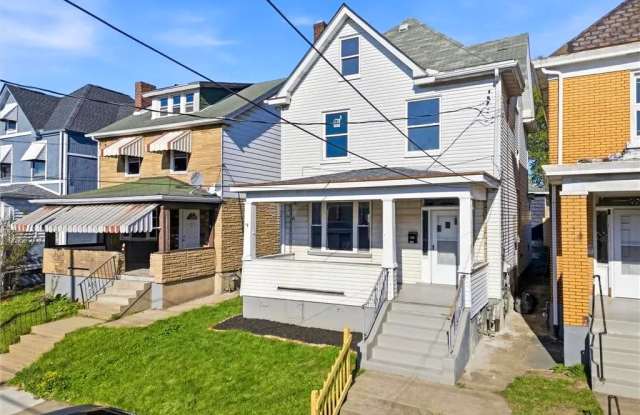1405 Maple Street Gallery 1