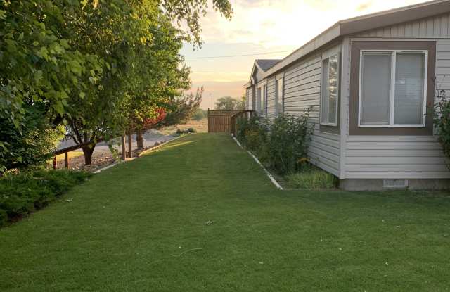 390 Bunn Pl photos photos