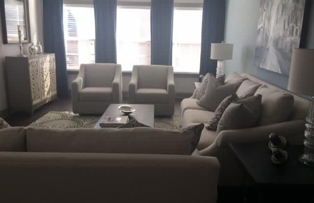 Larkspur Pointe photos photos