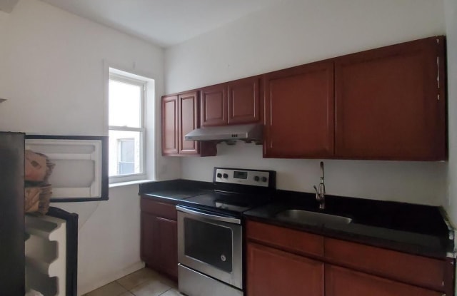 1537 SPRING GARDEN STREET - 1537 Spring Garden Street, Philadelphia, PA 19130