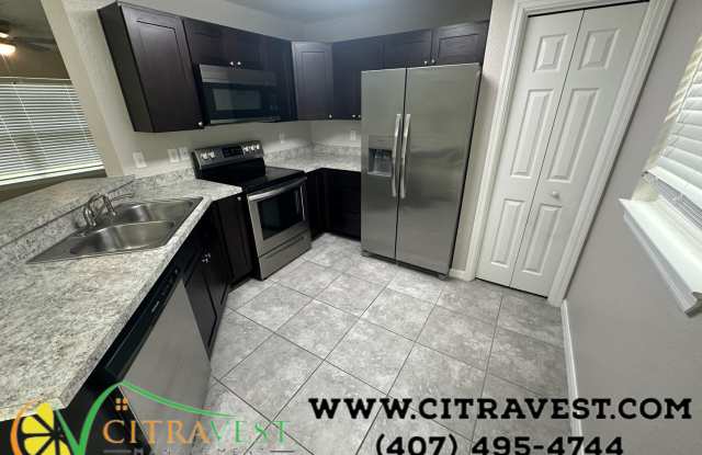 8461 N Janeaux Dr Gallery 4