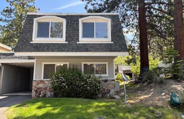 2 bedroom Lake Tahoe townhome! photos photos