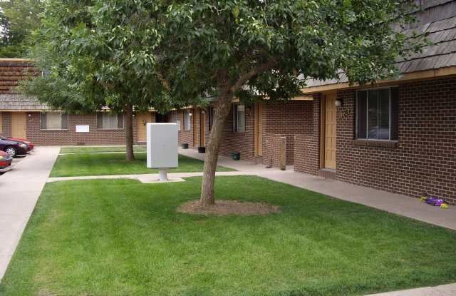 Beautiful 2 Bedroom Town Home! Gallery 1