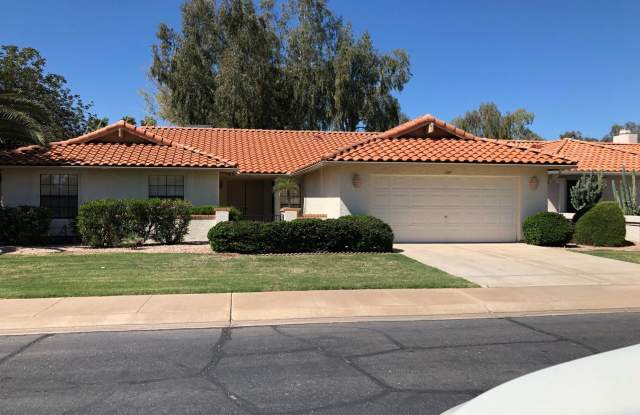 Amazing Golf Course Home in 45+ Active Adult Resort Community!!!  Available for April 16, 2026 through 11/14/2026! Gallery 4