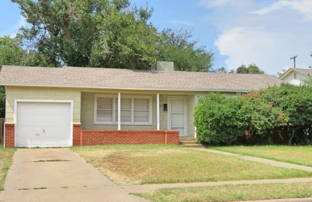 2012 45th Street - 2012 45th Street, Lubbock, TX 79412