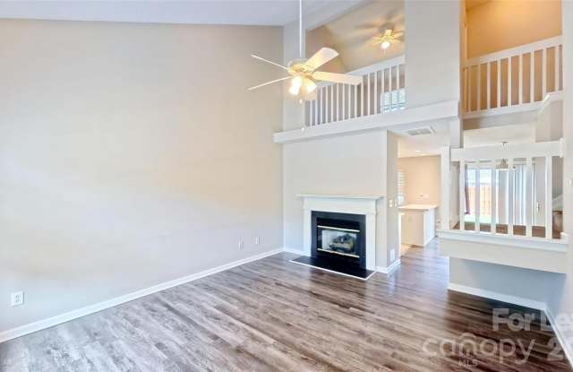 2205 Cigar Court Gallery 3