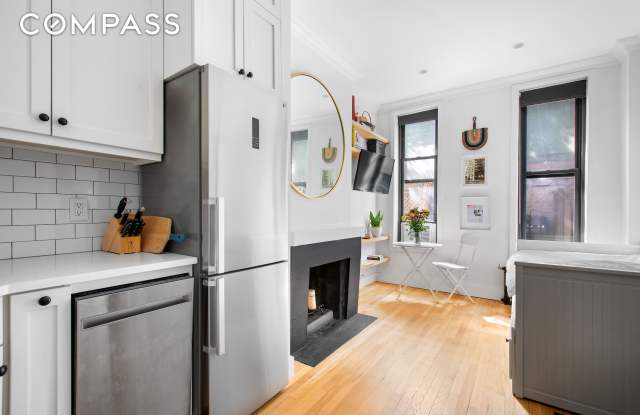 88 Horatio Street - 88 Horatio Street, New York City, NY 10014