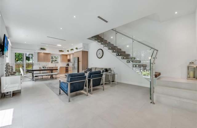 2868 SW 33rd Ct photos photos 2868 SW 33rd Ct photos photos