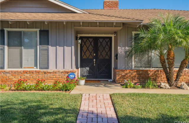 2461 W Valewood Street Gallery 4