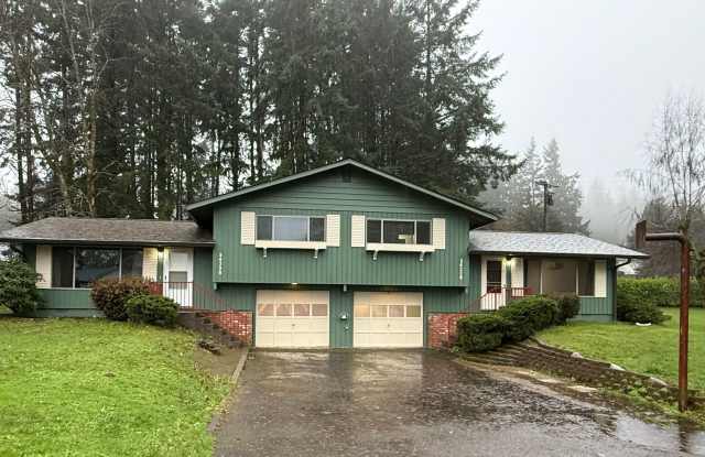 Newly Remodeled Duplex photos photos