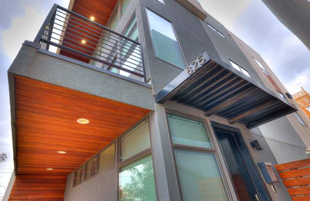*SPECIAL*Luxury Modern Contemporary 3 Bedroom 3.5 Bathroom Home in "SOSA" District/ Downtown OKC Gallery 1