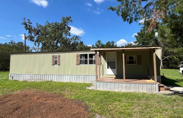 Nicely Remodeled 2 Bedroom, 1 Bathroom Manufactured home on 1 acre photos photos