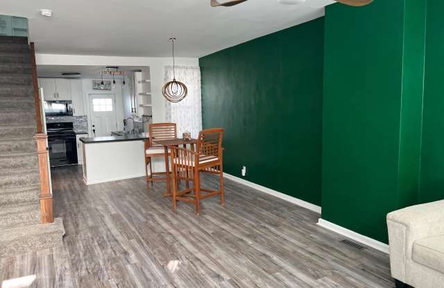 136 DAVIS Street photos photos