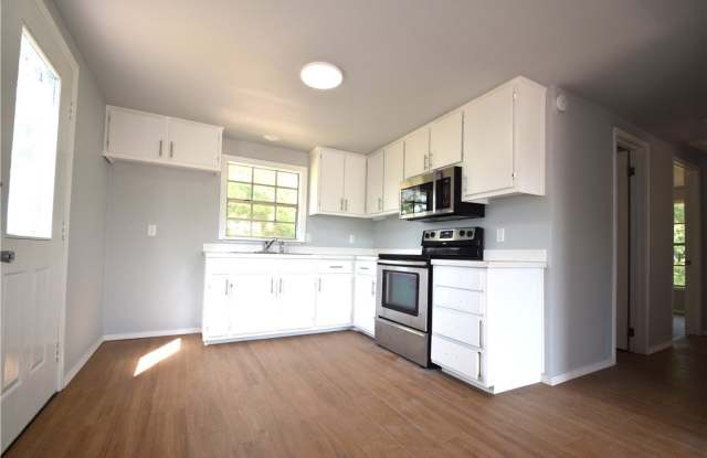 10655 Keller Road Gallery 3