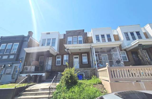 204 W DUNCANNON Avenue Gallery 1