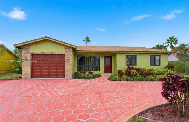 8510 NW 8th St photos photos 8510 NW 8th St photos photos