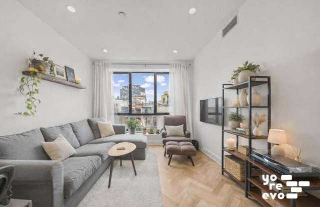 735 Bergen Street photos photos