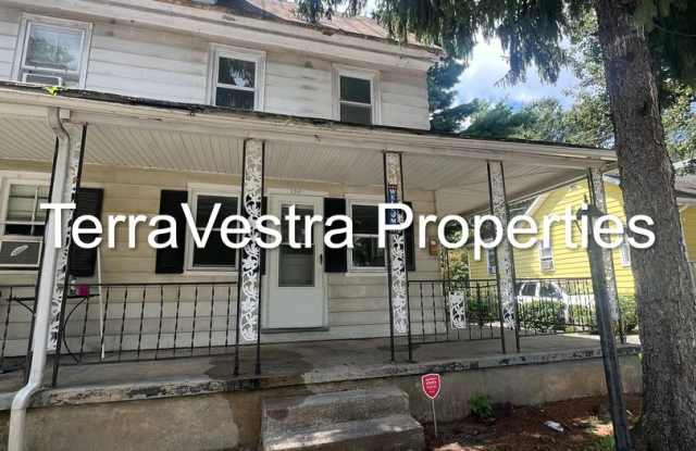 124-126 West Harmony Street photos photos