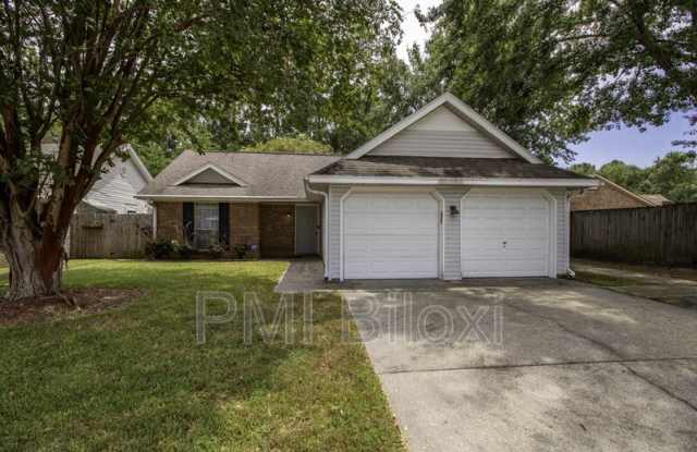 776 Whitney Dr photos photos