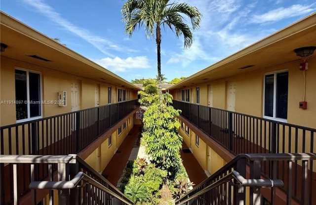 1733 Mayo St photos photos