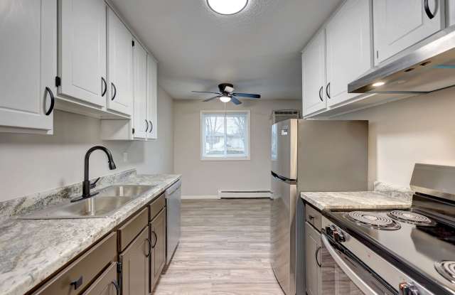 Royal Oaks Apts. photos photos