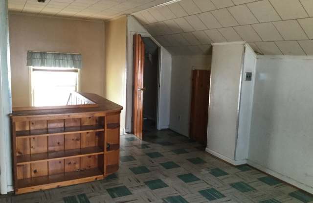 19765 Harlow Gallery 2