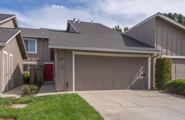 Harborside Waterfront 4 Bed/2.5 Bath Townhouse in Foster City - 1109 Nimitz Lane, Foster City, CA 94404