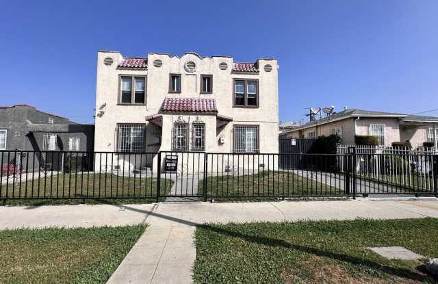 1709 W 70th St unit: 1709 photos photos