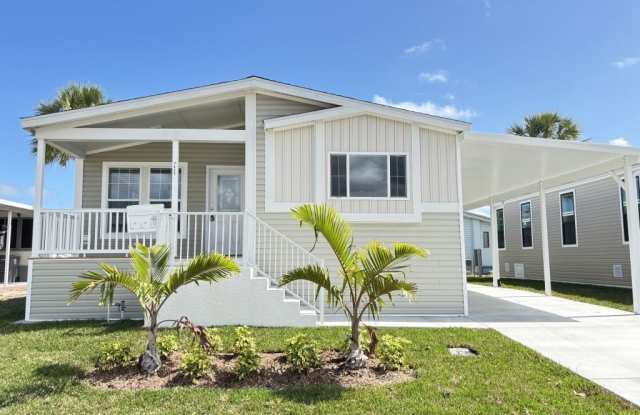 7433 43rd Drive N photos photos