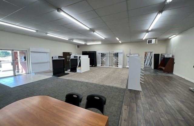 6055 Brandenburg Road - 6055 Brandenburg Road, Meade County, KY 40117