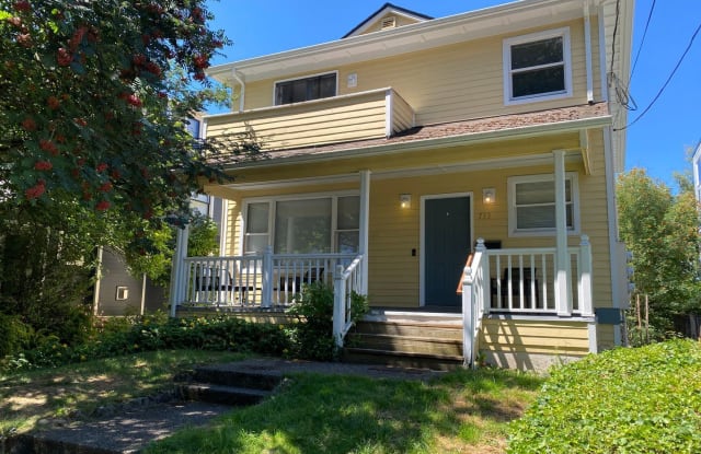 733 Belmont - 733 Belmont Avenue East, Seattle, WA 98102