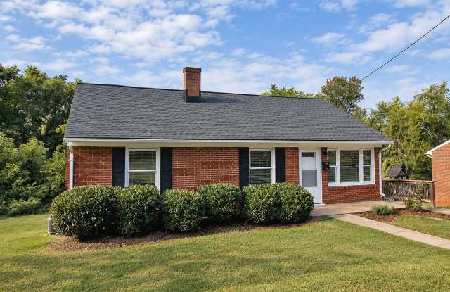 Dog-Friendly Locust Grove Home Gallery 1