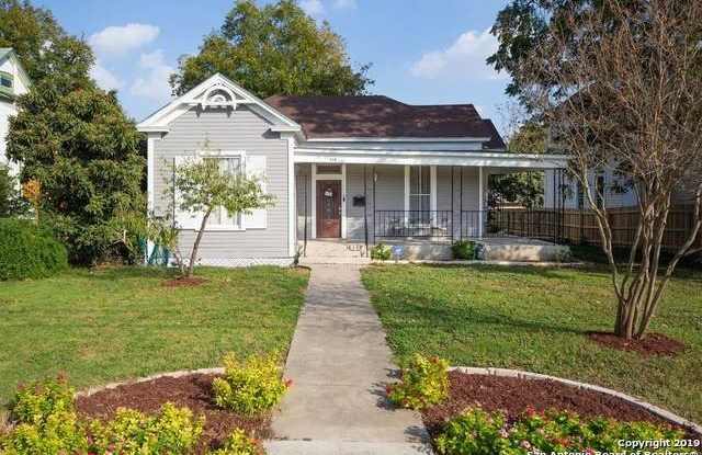 718 N PINE ST photos photos