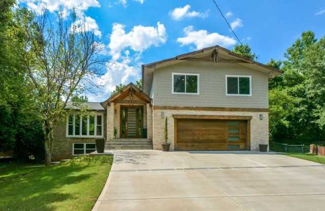 2116 Strasburg Court Gallery 2