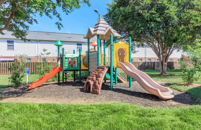 Belmont Heights Apartments & Townhomes Gallery 4