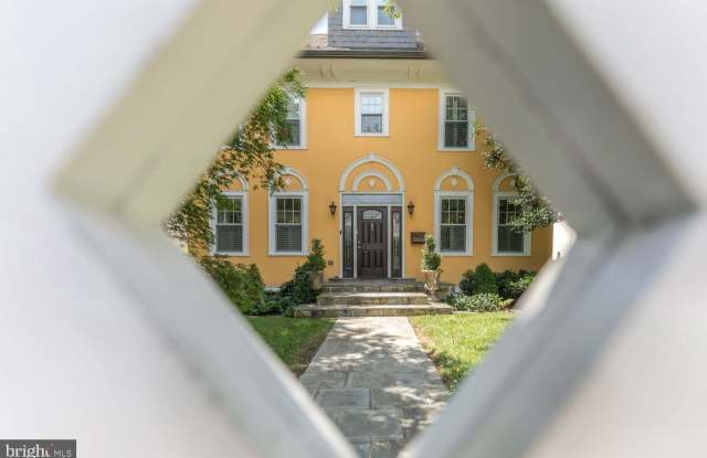 3224 CLEVELAND Avenue NW photos photos