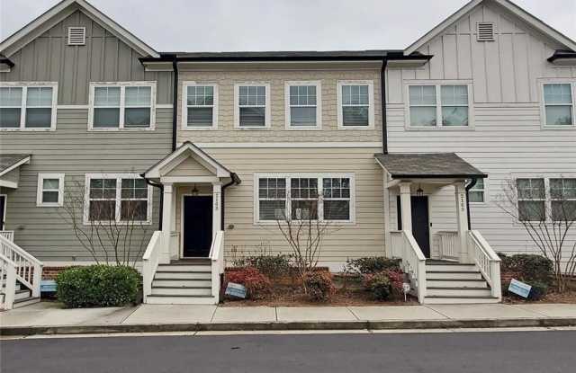 2163 Wiggins Walk Gallery 1