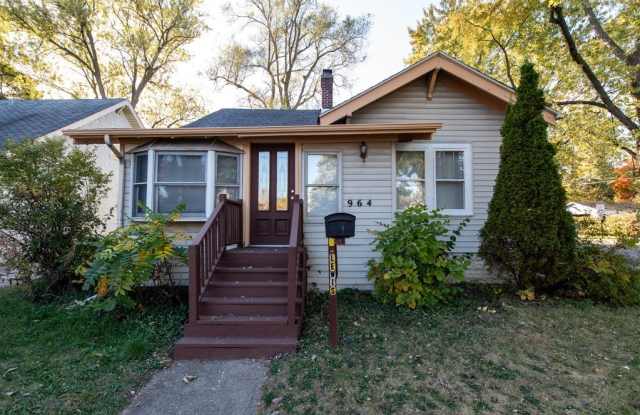 964 N Lewis Avenue photos photos