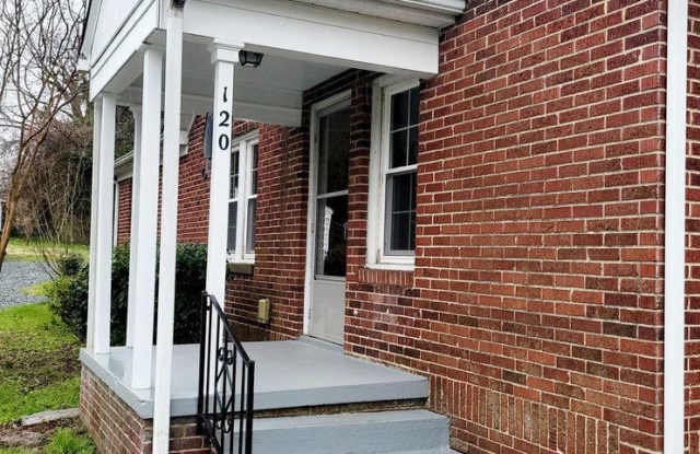 For Rent – Charming 1 Bedroom Duplex in Burlington, NC 120 Markham St, Burlington, NC 27215 $925/month 1 Bedroom | 1 Bathroom photos photos