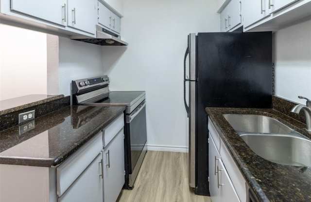 4044 Buena Vista Street - 4044 Buena Vista Street, Dallas, TX 75204